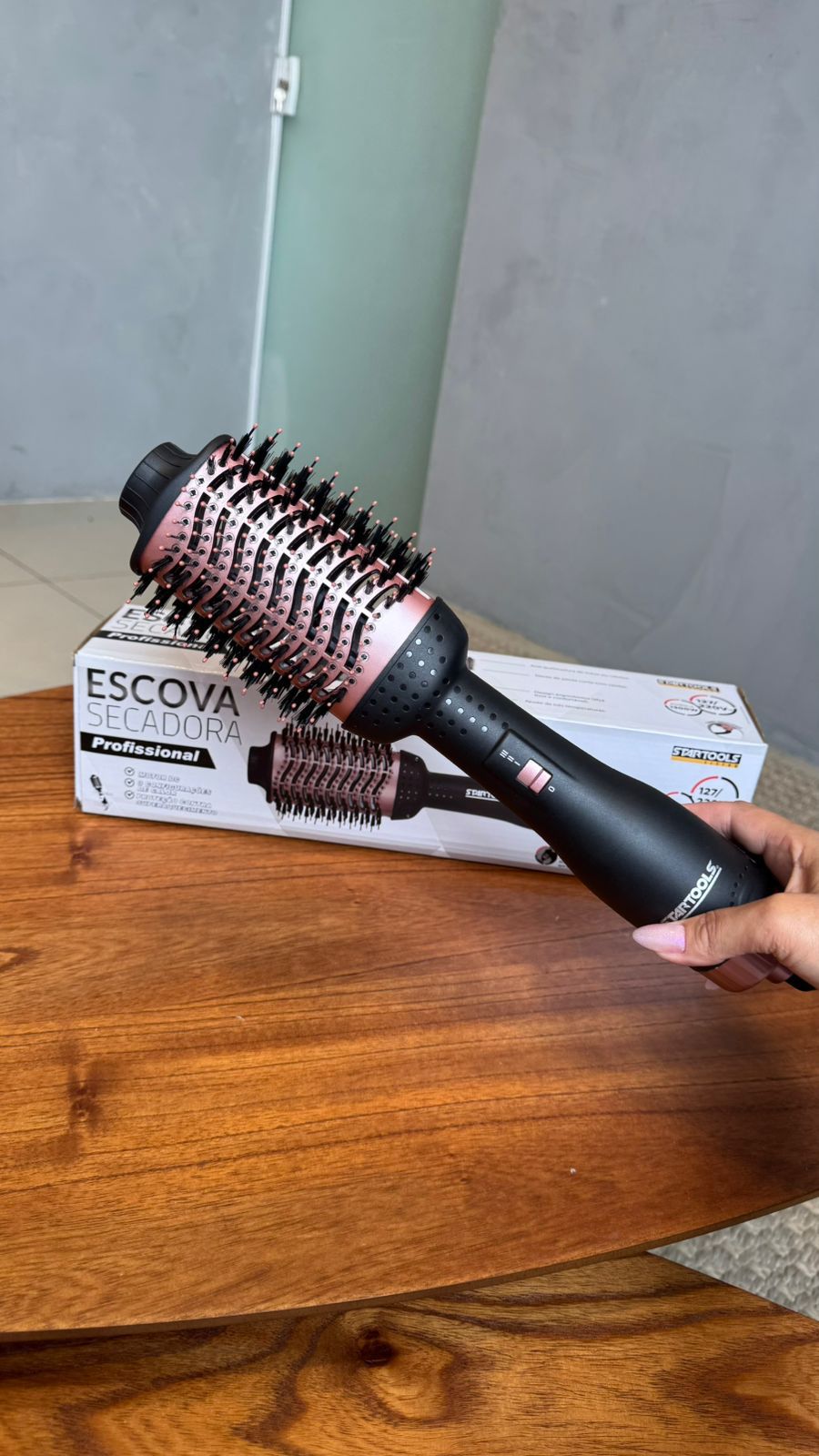ESCOVA SECADORA BIVOLT PROFISSIONAL 1300W-REF AR0887 / STARTOOLS