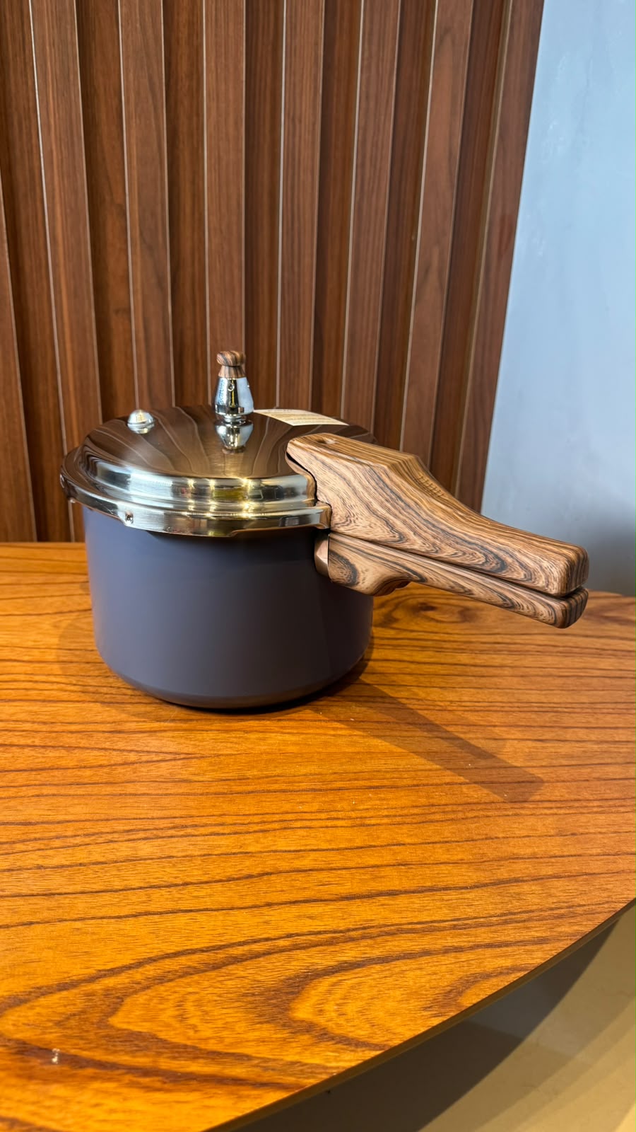 PANELA DE PRESSÃO MILANO 4,2L IND- PROMATIC