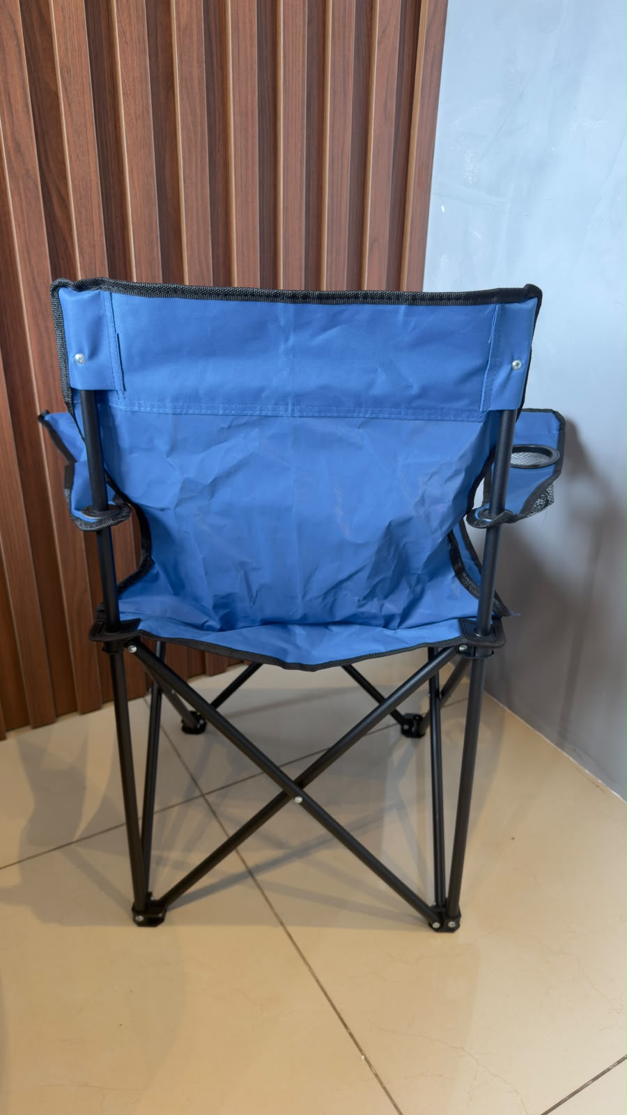 Cadeira Dobrável com Porta-Copo