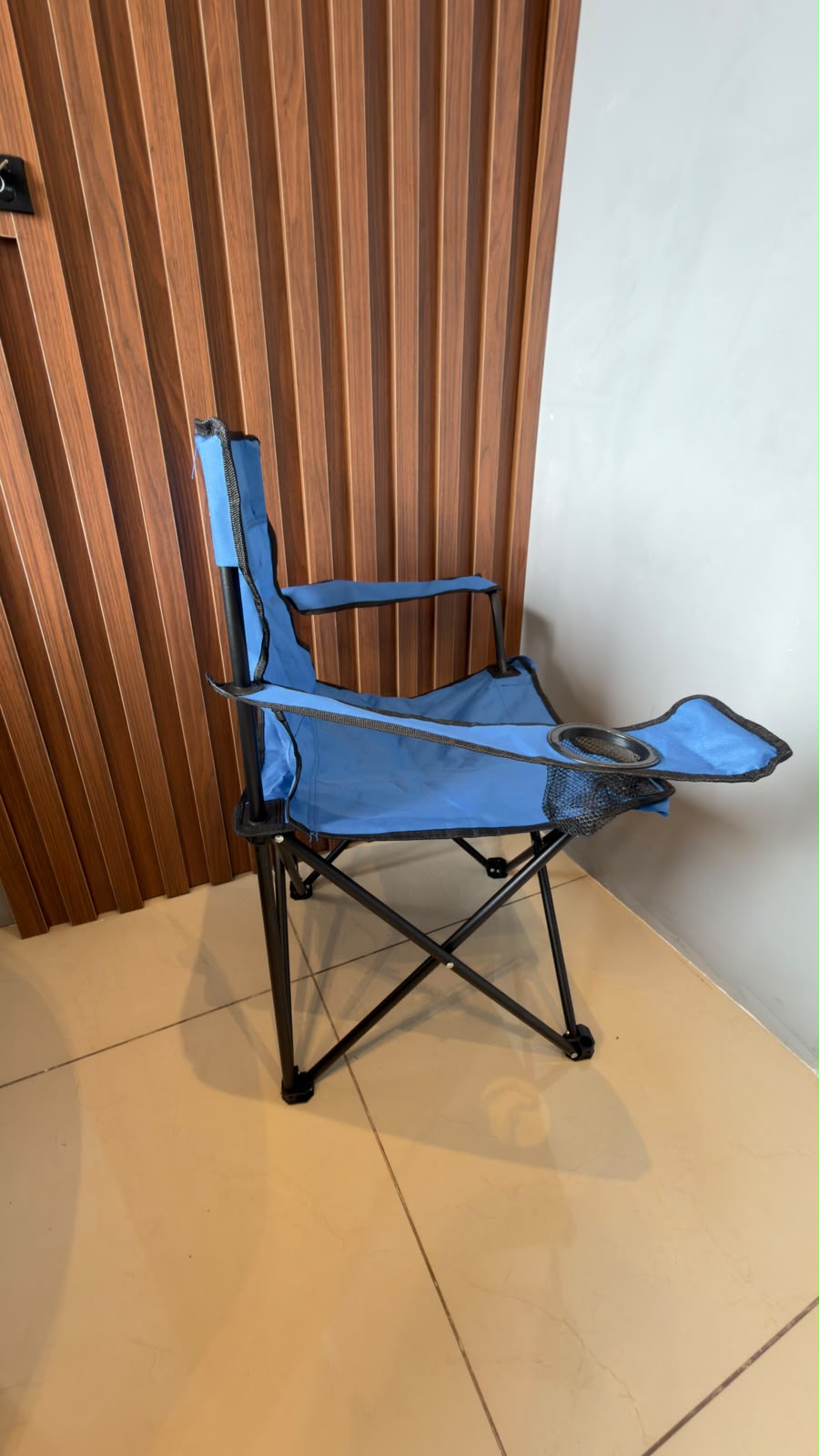 Cadeira Dobrável com Porta-Copo
